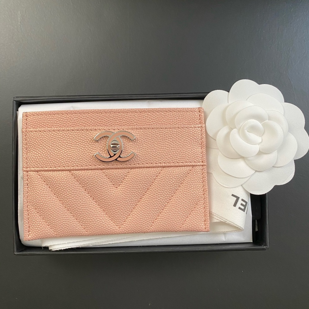 20P Chanel Cardholder